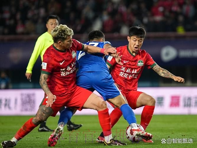 足协杯首轮上演进球大战 五支业余球队将齐聚第二轮 足协杯首轮上演进球大战 五支业余球队将齐聚第二轮